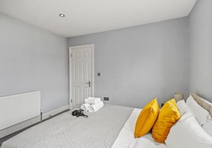 BridgeCity Modern Holiday Condo in Maidstone - f8