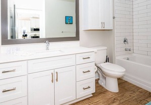 Bright and Pretty 1BR with Pool & Gym