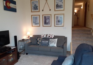 Bright and sunny mountain condo - ALL are welcome!
