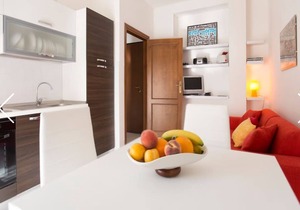 Bright apartment just minutes from the beach
