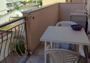 Bright apartment just minutes from the beach
