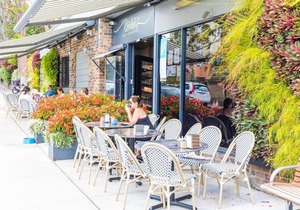 Bright Harbour Side 1 Bedroom Apartment H456