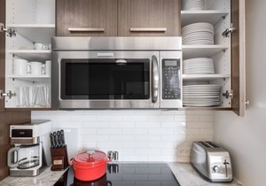 Bright + Open Back Bay 1BR w/Gym, near the Common by Blueground