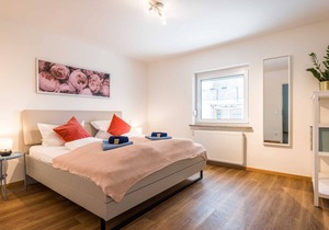 ☆ BRIGHT: Spacious & Luxury - Kitchen | Parking | Netflix | Balcony/Patio