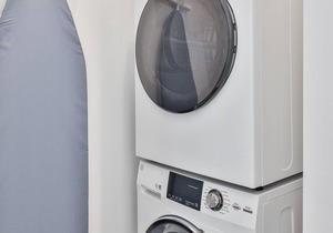 Bud Brewery + Eats | Pool & Gym | Zencity