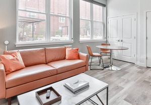 Bud Brewery + Eats | Pool & Gym | Zencity