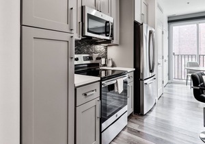 Bud Brewery + Eats | Pool & Gym | Zencity