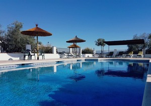 Buenavista 1 Apartment with Private Pool and Overlooking Lake Iznajar