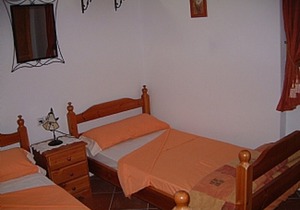 Buenavista 1 Apartment with Private Pool and Overlooking Lake Iznajar