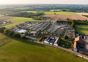 Bungalow ∙ 2 bedrooms ∙ 4 guests