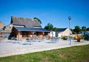 Bungalow de 3 chambres avec piscine partagee et jardin amenage a Litteau