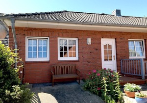Bungalow *Frisia 1* left