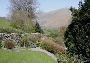 BUTT HILL COTTAGE, pet friendly, with open fire in Troutbeck