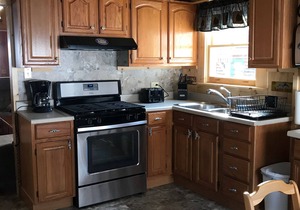 Cabin 1 Waterfront - Three Pines Lodging & Marina