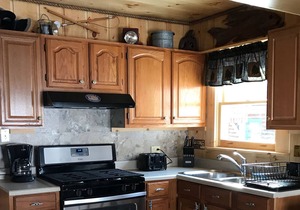 Cabin 1 Waterfront - Three Pines Lodging & Marina