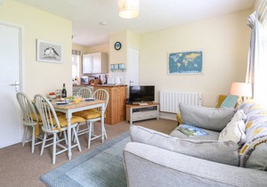 Cabin ∙ 2 bedrooms ∙ 4 guests