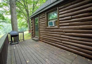 Cabin 2301 - Cute Log Cabin inside Private Resort