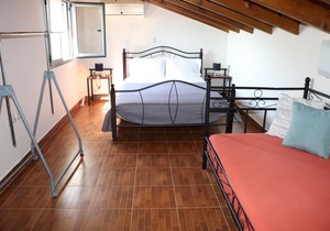 Calm and idyllic directly at the sea, wifi - holiday house Argolis, Peloponnese