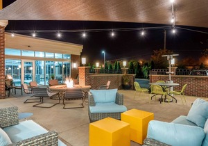 Cambria Hotel Akron - Canton Airport