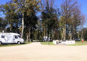 Camping du Port Mulon * - Ecolodge sur Pilotis 3 Rooms 4 People