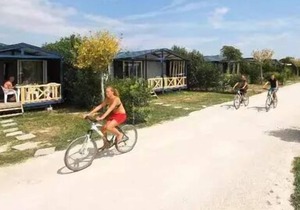 Camping Les Sources ***** - Chalet for 5 People