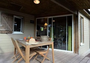 Campsite maeva Respire Domaine de Kervallon * - Chalet Comfort Premium 3 Rooms 4 People + TV
