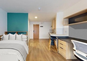 Canvas Arundel House in Coventry