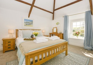 Cardwen Farmhouse, LOOE