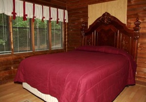 Carolina Landing Camping Resort Luxury Cabin 8