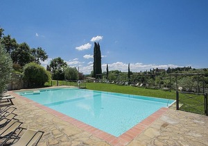 Casa Bonannia I: A romantic and welcoming one-story apartment in the characteristic style of the Tuscan countryside.