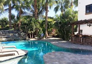 Casa Cascada Pool casita A private Oasis only minutes to the beach !