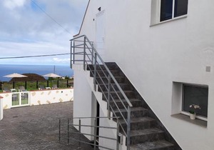 CASA PIRÁMIDE 2. Terraza WiFi y Parking Privado