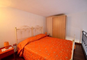 Casa Viola A, fully refundable with voucher*: A welcoming apartment surrounded by the greenery, with Free WI-FI.