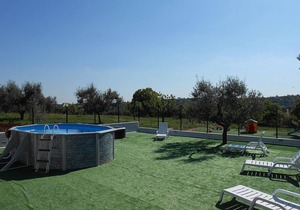 Casa Viola C: A welcoming apartment surrounded by the greenery, with Free WI-FI.