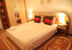 Casata 4 - 2 bedroom apartment in Romana Square