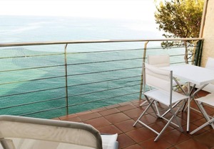 CAU DEL LLOP 4 Great apartment in the sea front