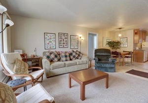 CC42 Chateau Claire condo