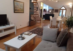 Center lux 120m2 apartment