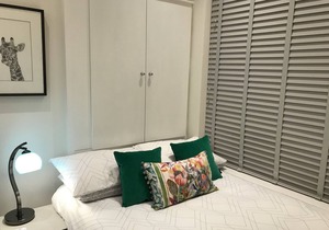 Central contemporary first floor apartment in Harrogate. Recently refurbished.