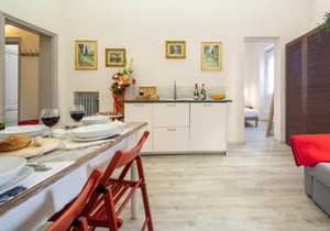Central Station Apartment by Mmega