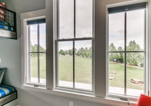 Centrally Located! Large Entertainment Areas!