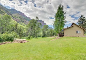 Chair Mountain Cabin at Filoha Meadows