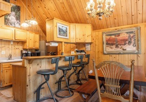 Chalet #23, Ski in/Out,Slope-Side Steps to Main Lo