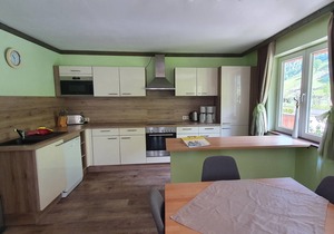 Chalet Charlotte (8 Bedrooms & 5 Bathrooms) - Sleeps up to 18