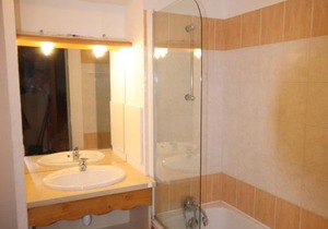 Chalet Mitoyen 3 Pièces 6 Pers. avec Terrasse - Résidence Le Hameau du Puy, Superdevoluy - FR-1-504-450