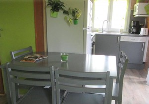 Chalets au bord de l'eau avec terrasse et pêche, proche marché artisanal, Pierrefitte-sur-Loire