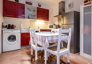 Charming Cottage Near Nantes with Private Terrace, Bikes & Modern Amenities