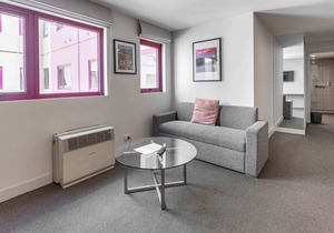 Charming 1BR unit in the heart of the CBD