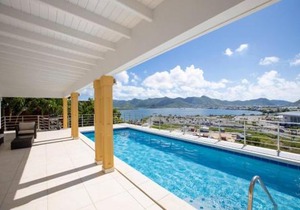 Charming 3-Bed Villa in Maho