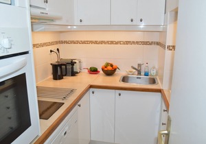 Charming Apartment In The Heart Of Paris Marais – 1 Br. Sleeps 4 Air Condition